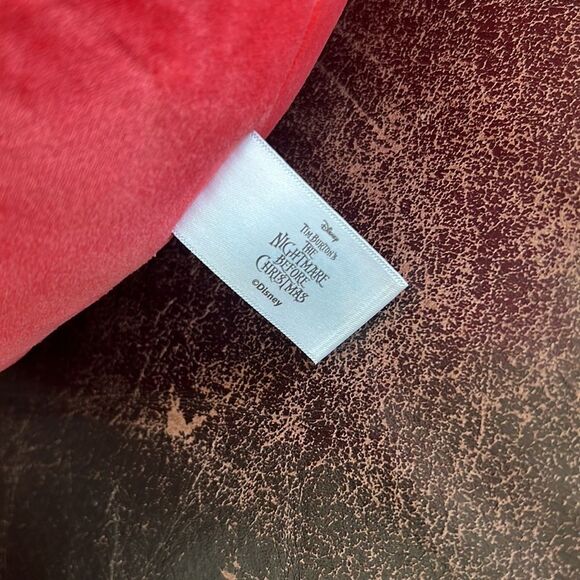 1 LEFT! SQUISHMALLOWS LOCK Nightmare Before Christmas 12” Plush - Picture 4 of 6